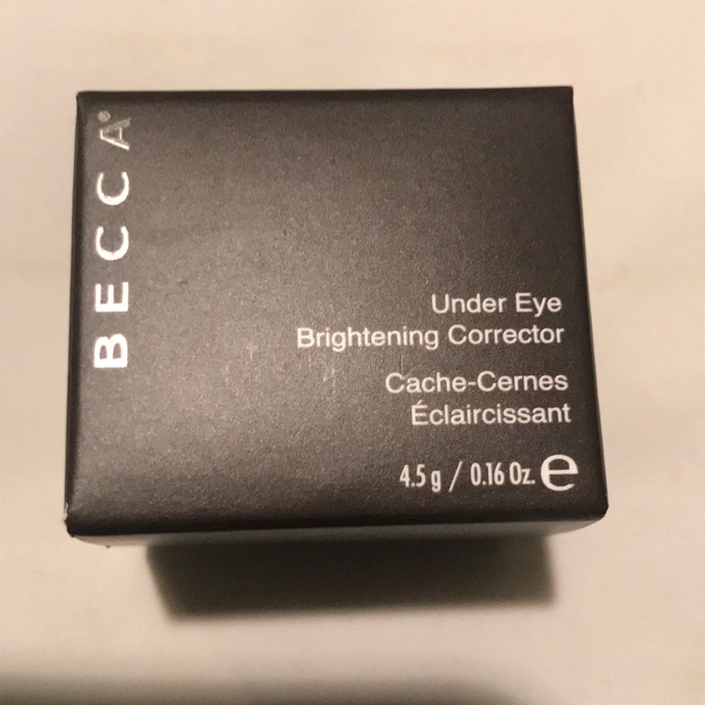 Becca Under Eye Brightening Corrector NWT